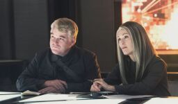Hunger Games: S�la vzdoru 1. ��st 