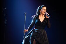 LUCIE B�L� � recit�l